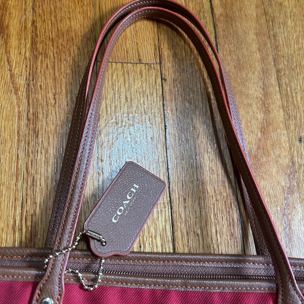 Coach Sawyer Tote Classic Red Canvas Pockets Deep Wide Orange Interior - Picture 3 of 16